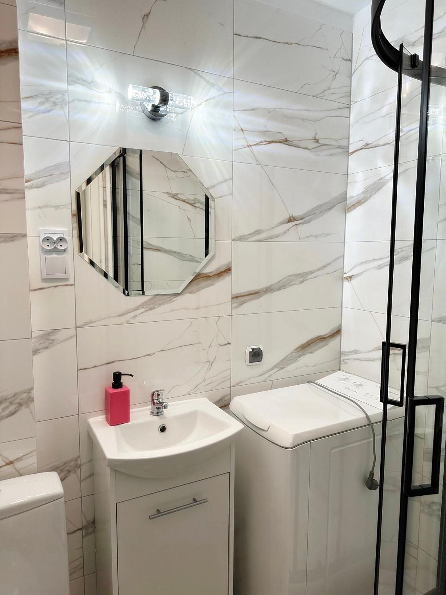 Coser Apartamenty Metro Onz Варшава Экстерьер фото